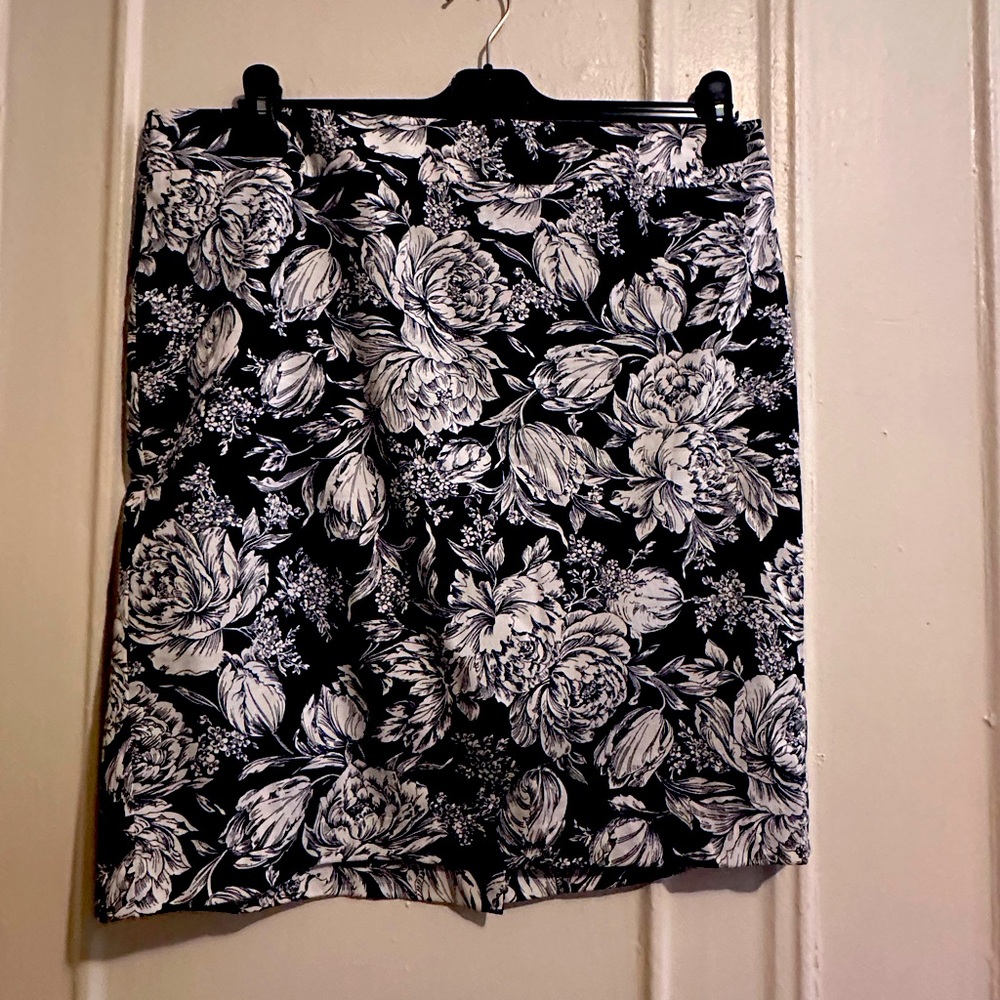 Ann Taylor Skirt